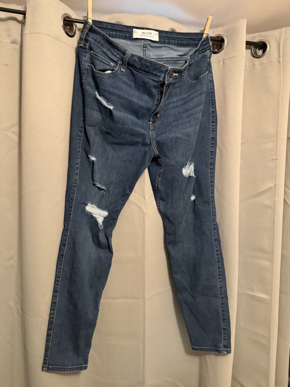 Hollister Women’s Skinny Jeans - Dark Blue Distressed Size 16 Regular
